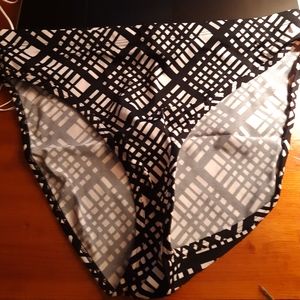 Black and white bikini bottom